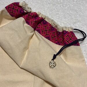 Tory Burch set of three Dust Bag Muslin Cream 2 large with pink, 1 Green Trim, M